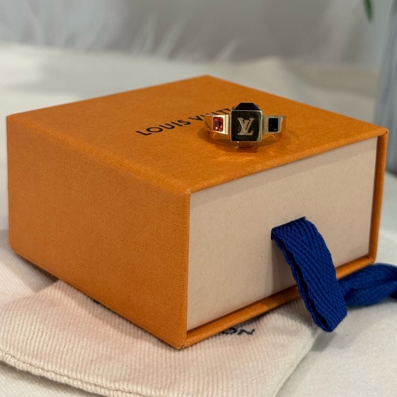 Louis Vuitton Multicolor Gamble Ring | Size US 5 - Picture 9 of 17